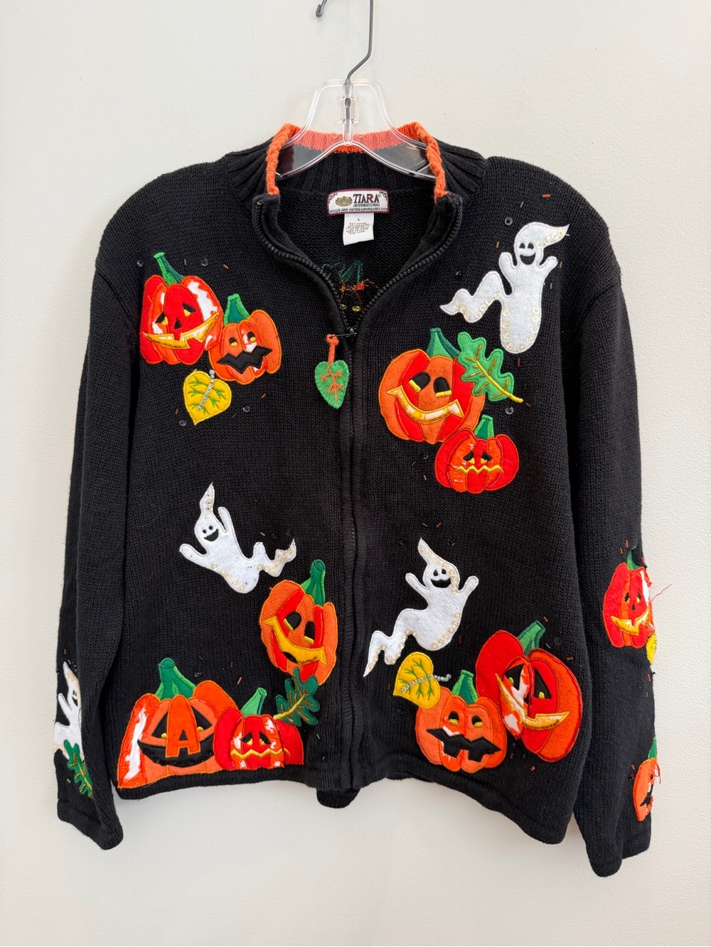 Vintage 1990s Tiara black cotton zip-up Halloween sweater Pumpkins & Ghosts Lg